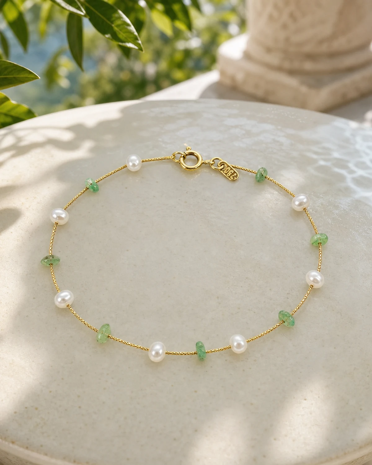 Pulseira Ravello em Ouro 18K com Esmeraldas e Pérolas