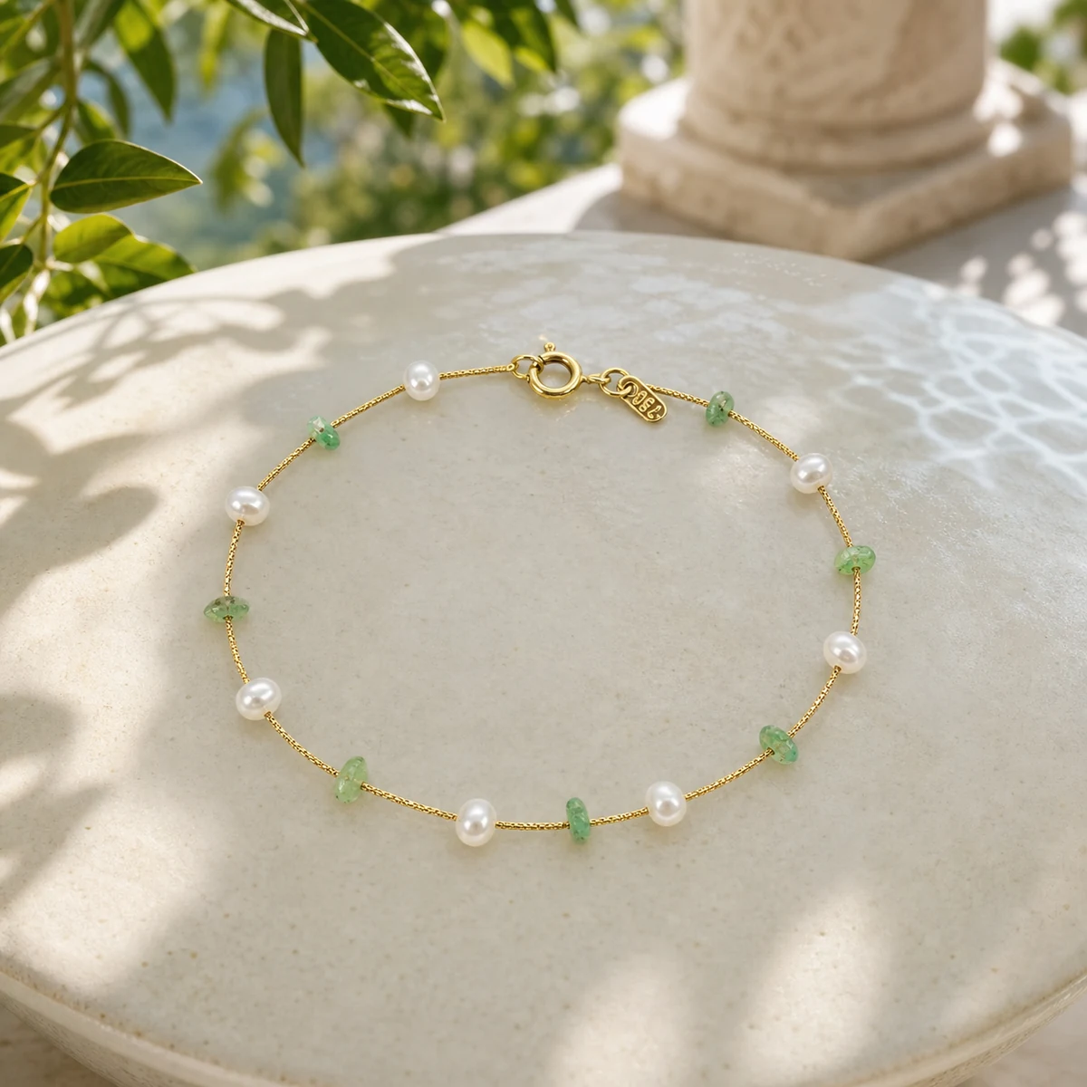 Pulseira Ravello em Ouro 18K com Esmeraldas e Pérolas